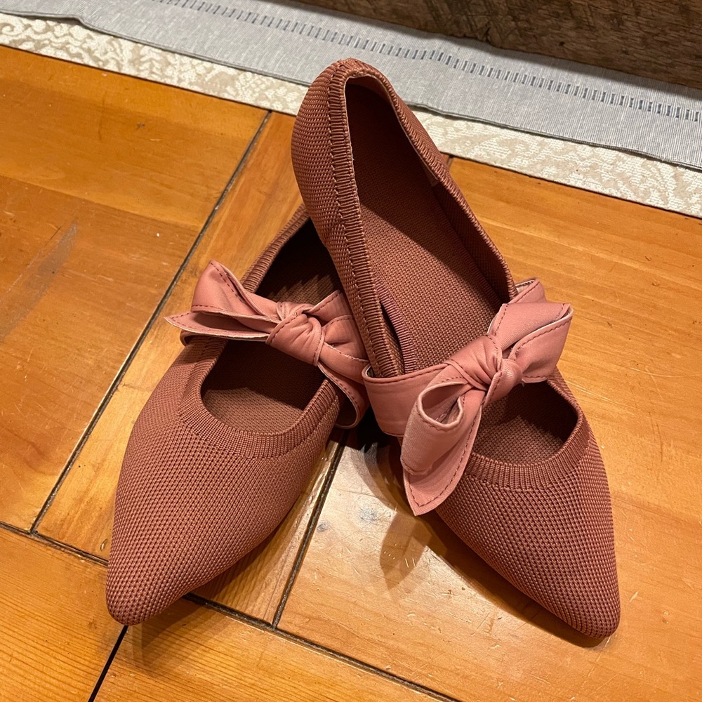 Pair of Stretchy Step In Flat Shoes  Size 37(6.5)